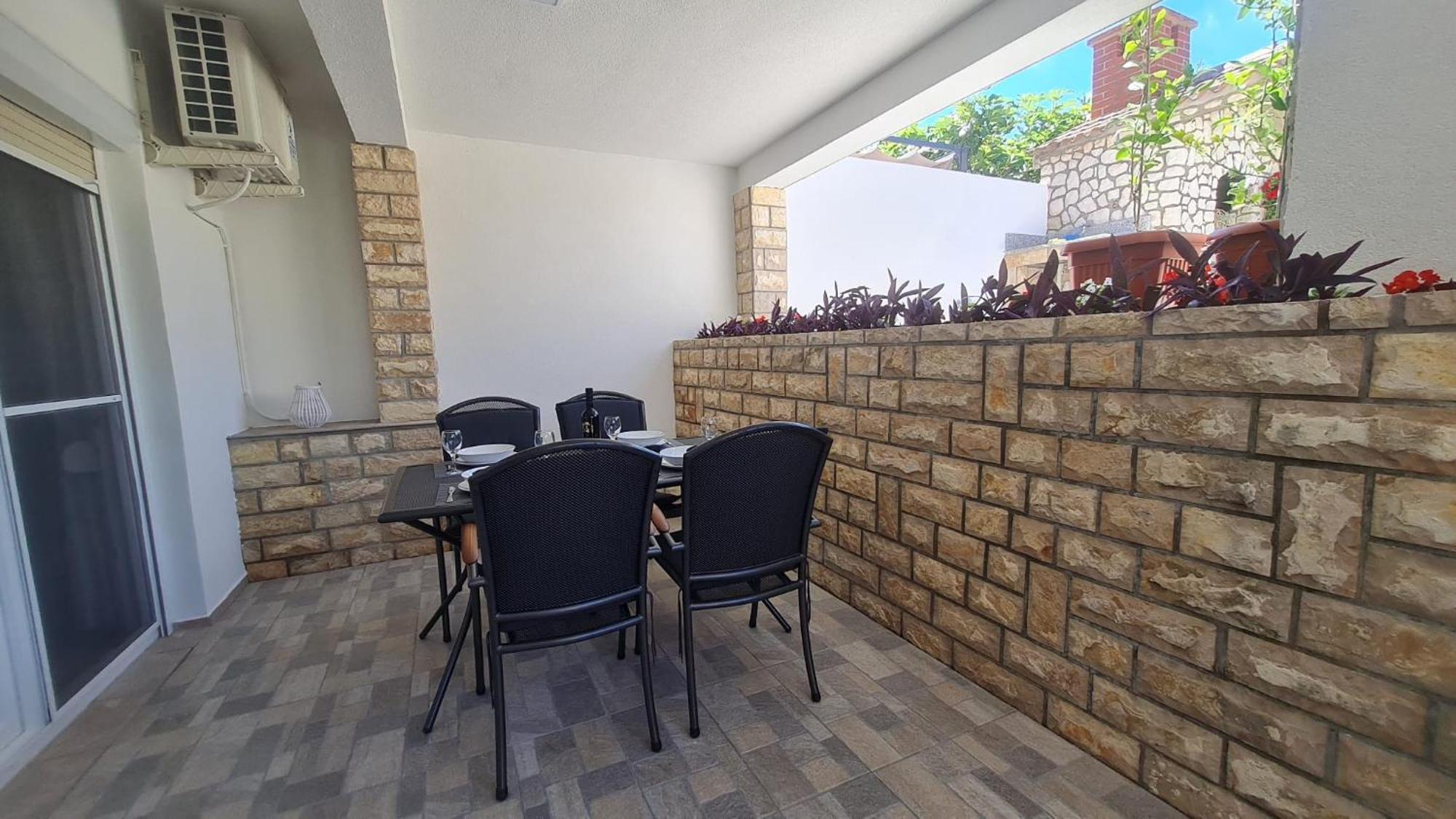 Apartman "Flower Garden" Ražanac Exterior foto